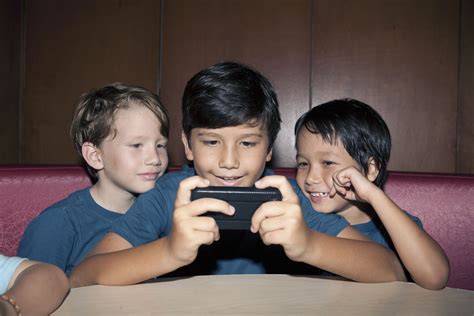 free ipad games to play with friends